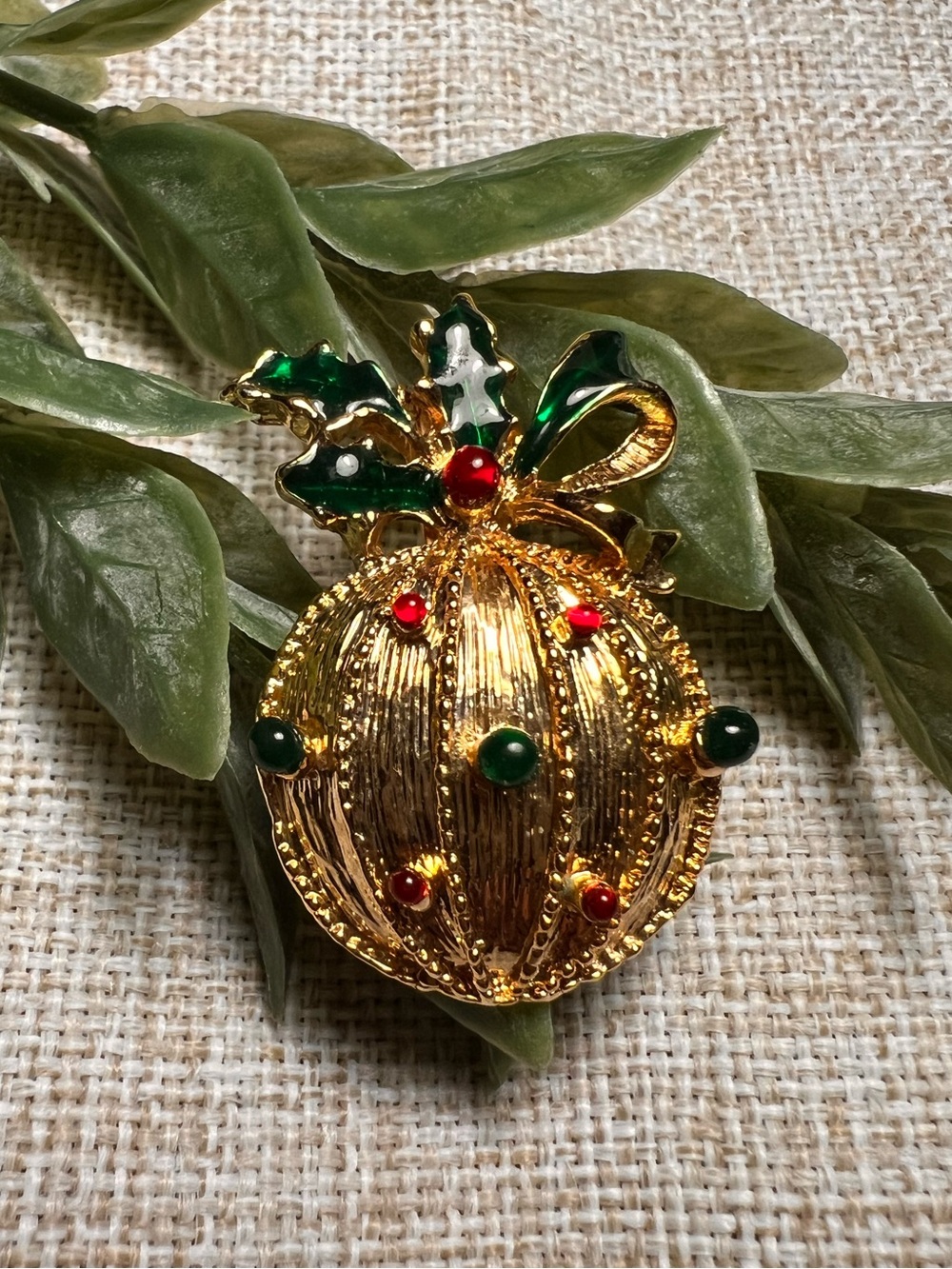 Vintage Gold Christmas Tree Ornament Brooch with Red and Green Beads